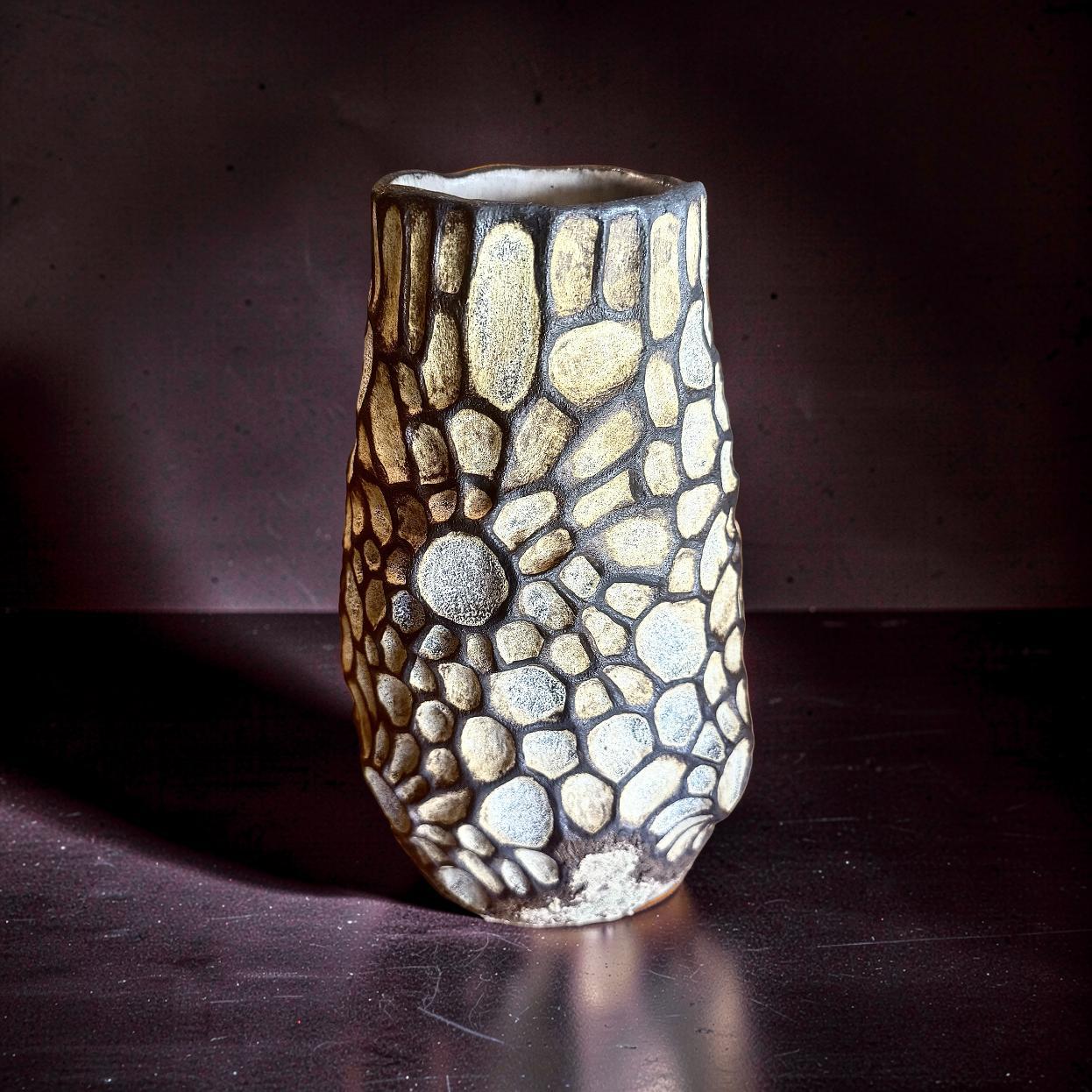 Handcrafted Ceramic Vase – Wabi-Sabi Stone Texture, Geometric Pattern Ambient