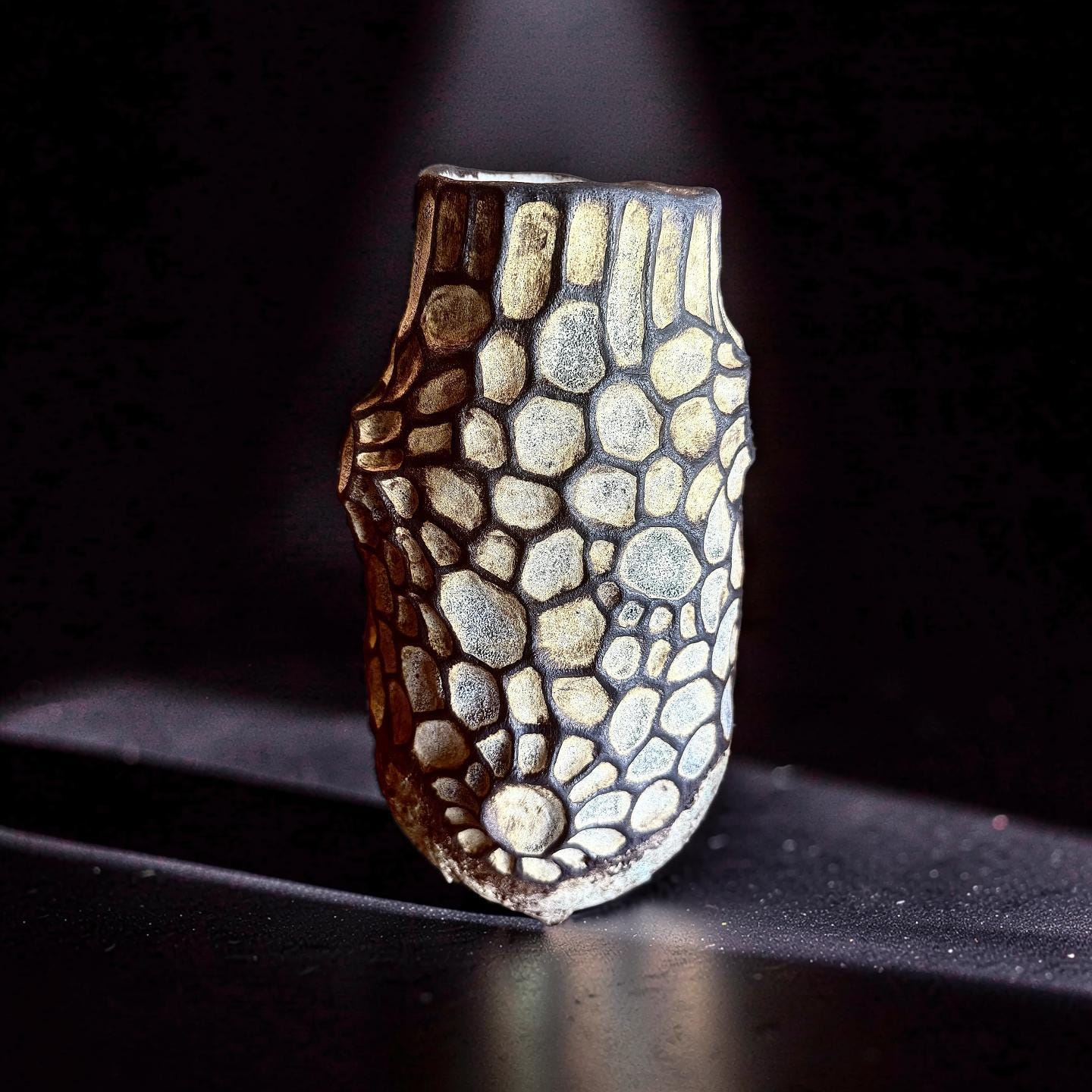 Handcrafted Ceramic Vase – Wabi-Sabi Stone Texture, Geometric Pattern Ambient