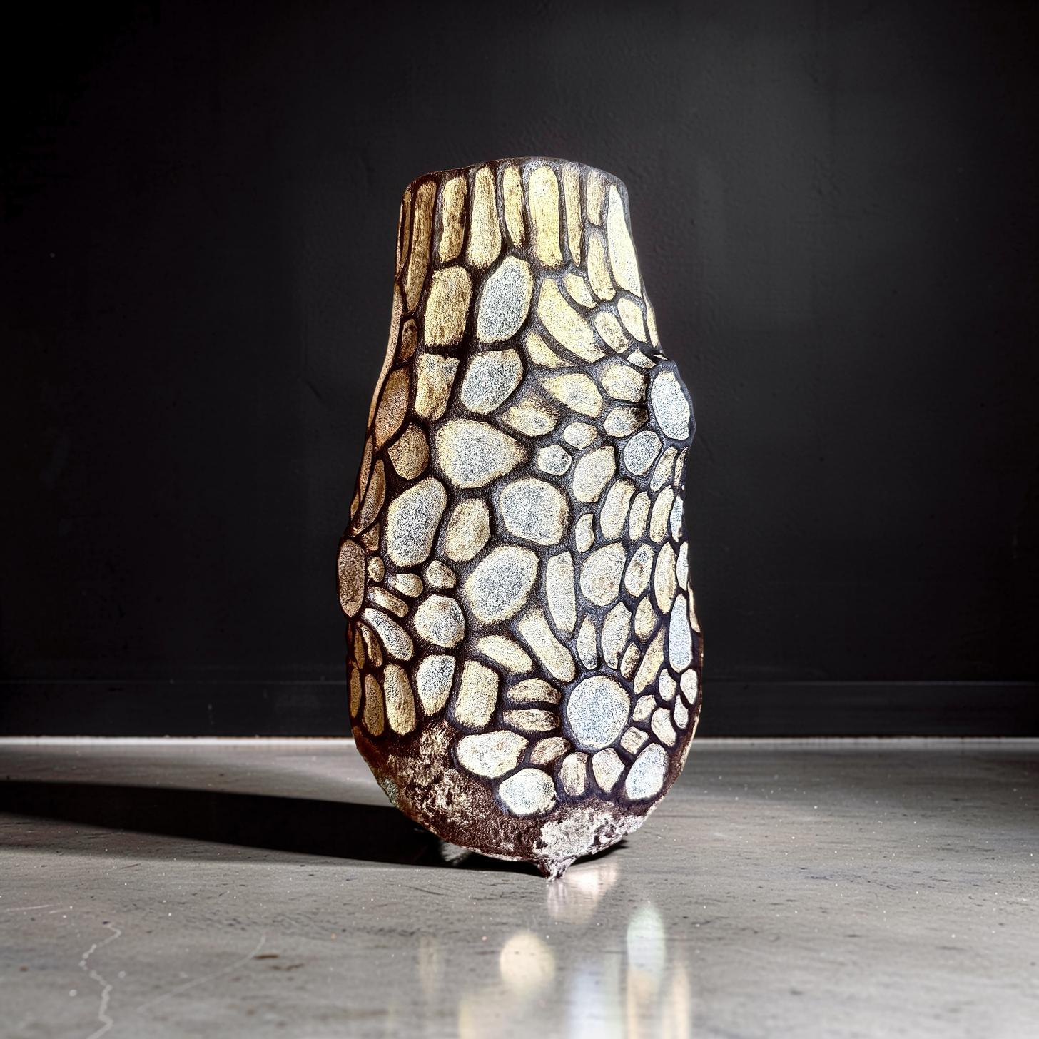 Handcrafted Ceramic Vase – Wabi-Sabi Stone Texture, Geometric Pattern Ambient