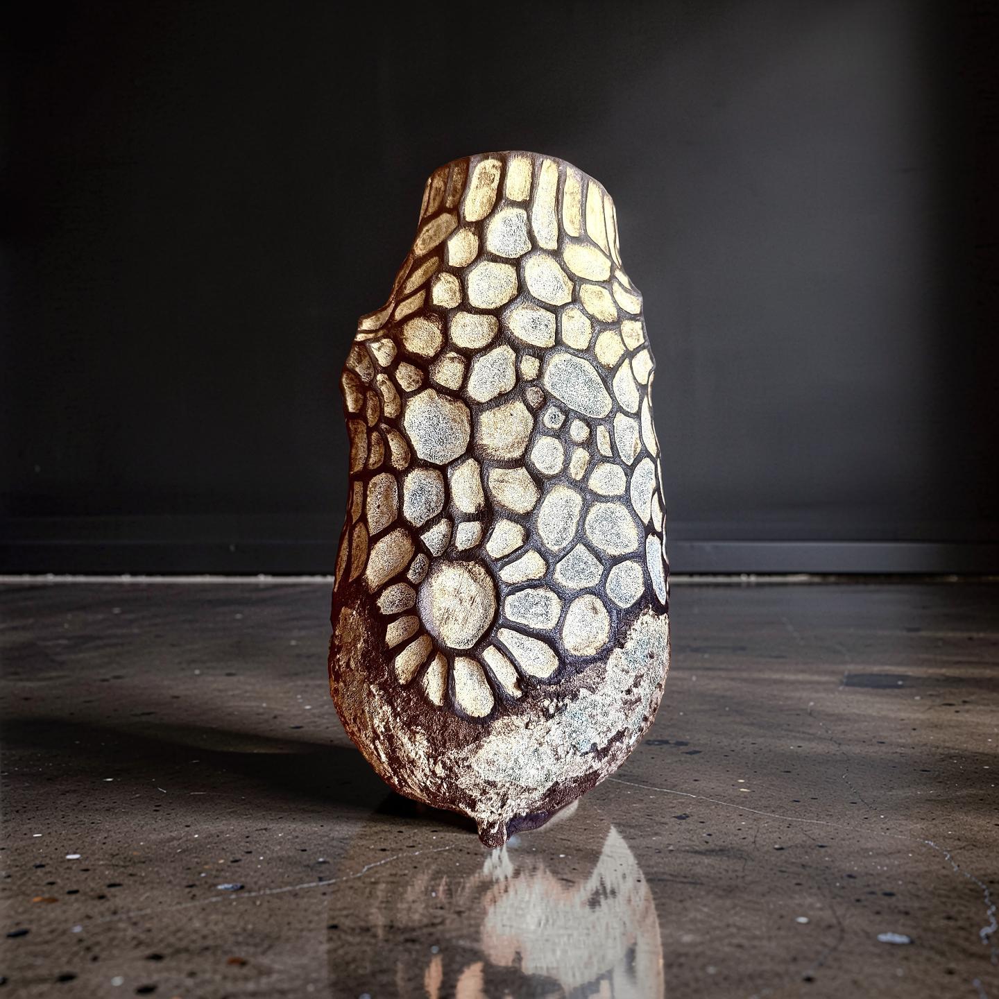 Handcrafted Ceramic Vase – Wabi-Sabi Stone Texture, Geometric Pattern Ambient